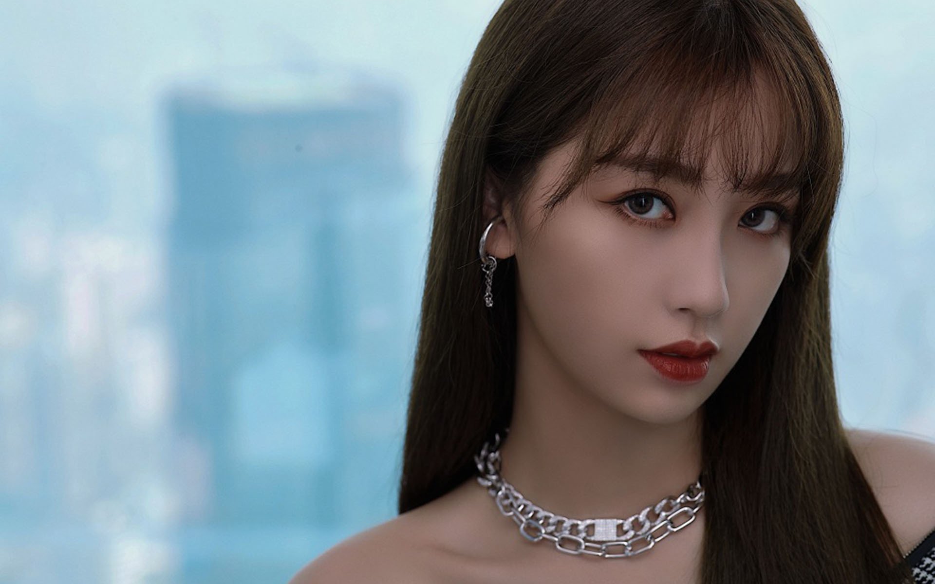 狼队战胜西布朗继续保持英超中游位置,狼队对西布朗比赛