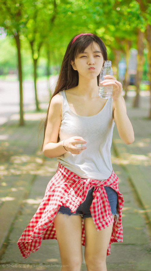 开云app安全认证-里昂客场力克雷恩，继续保持胜利势头赢得球迷支持，里昂对雷恩分析预测