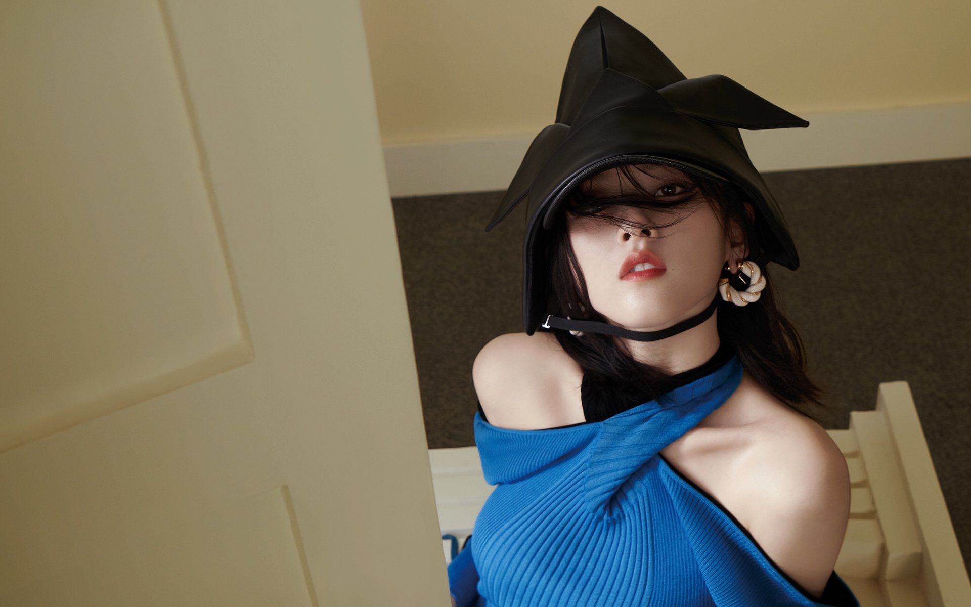 英超裁判语义模型增强跨语言判罚准确率，英超裁判是专职还是兼职